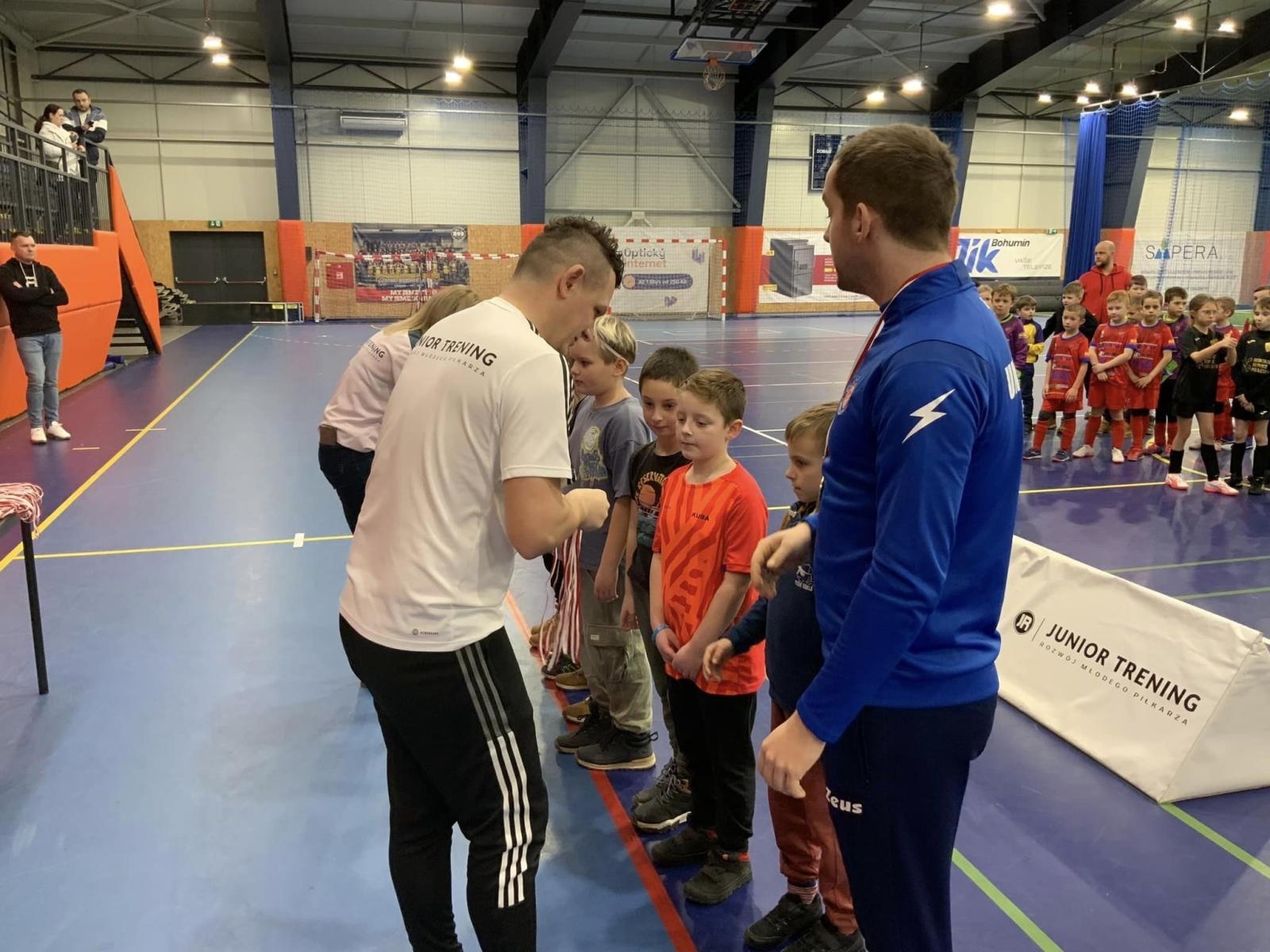 Zdjęcie w galerii na portalu naszraciborz.pl: Piłkarze rocznika 2015 rywalizowali w Bohuminie [FOTO] wiadomości z regionu