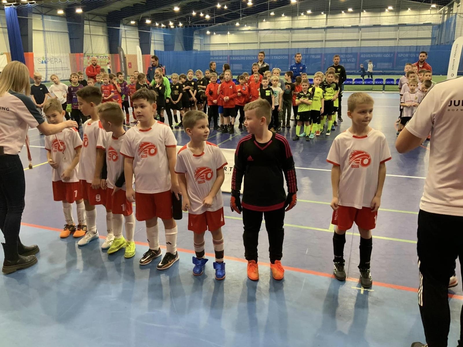 Zdjęcie w galerii na portalu naszraciborz.pl: Piłkarze rocznika 2015 rywalizowali w Bohuminie [FOTO] wiadomości z regionu