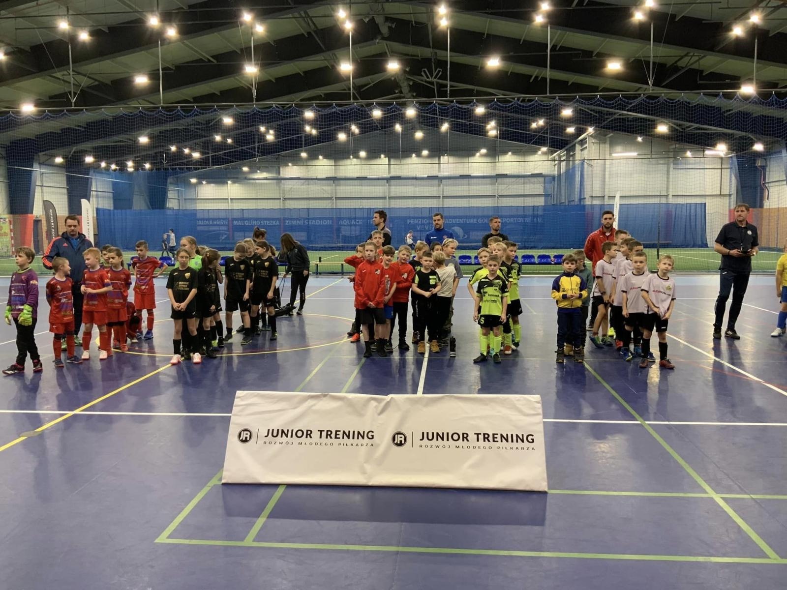 Zdjęcie w galerii na portalu naszraciborz.pl: Piłkarze rocznika 2015 rywalizowali w Bohuminie [FOTO] wiadomości z regionu