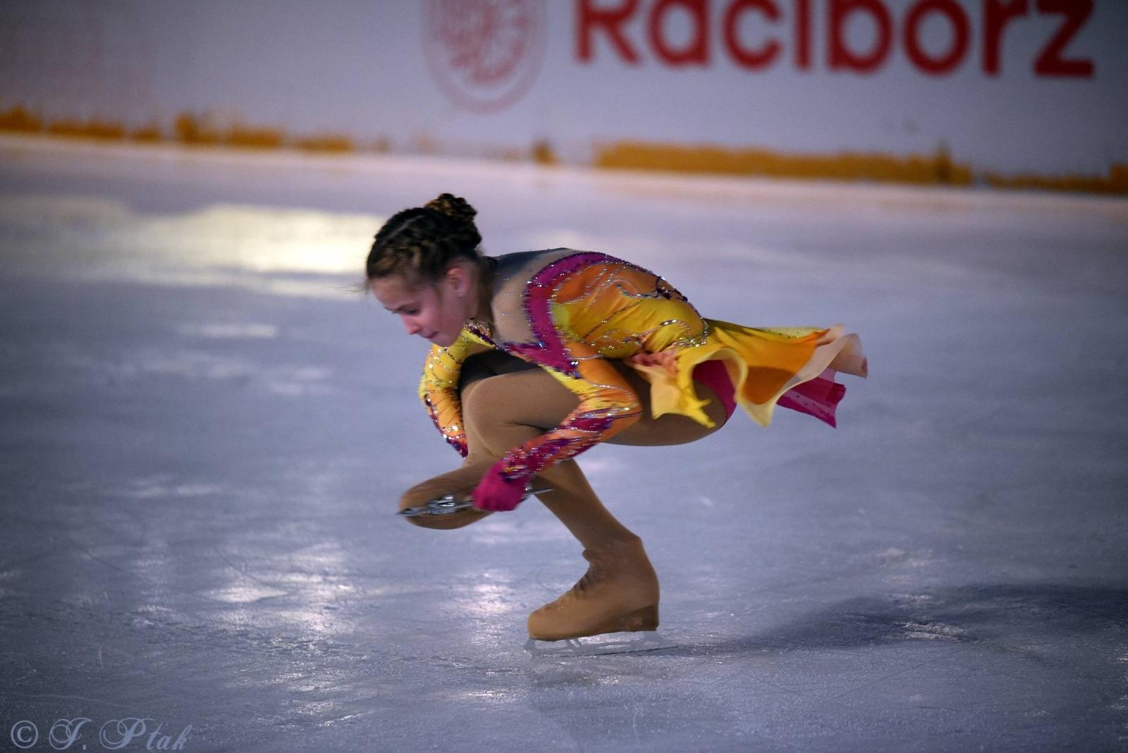 Zdjęcie w galerii na portalu naszraciborz.pl: Ice show na raciborskim Rynku [FOTO i WIDEO] wiadomości z regionu