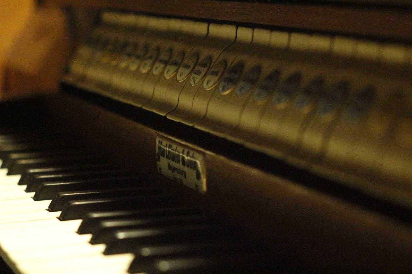 Zdjęcie w galerii na portalu naszraciborz.pl: Maestro Popławski na finał 800-lecia Krowiarek wiadomości z regionu