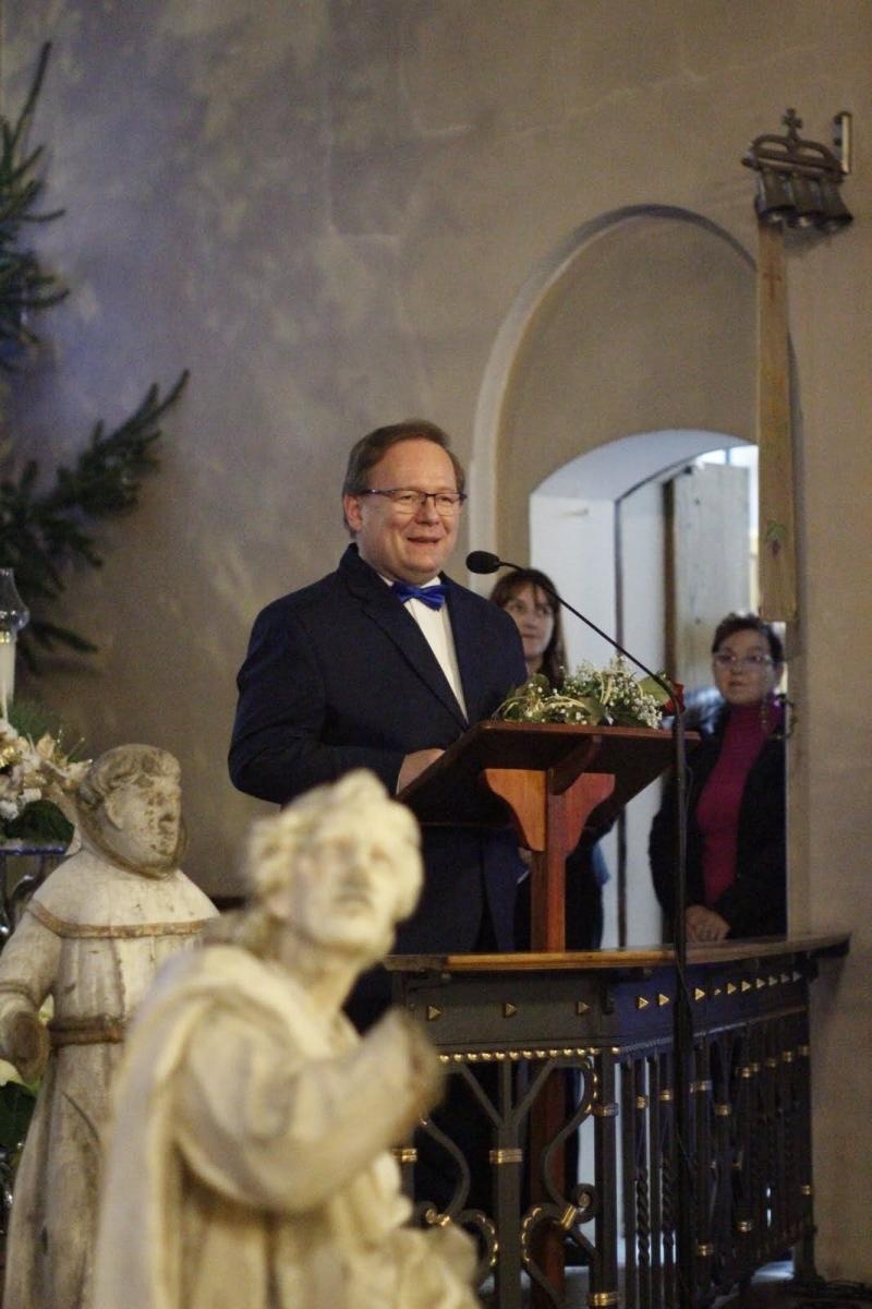 Zdjęcie w galerii na portalu naszraciborz.pl: Maestro Popławski na finał 800-lecia Krowiarek wiadomości z regionu