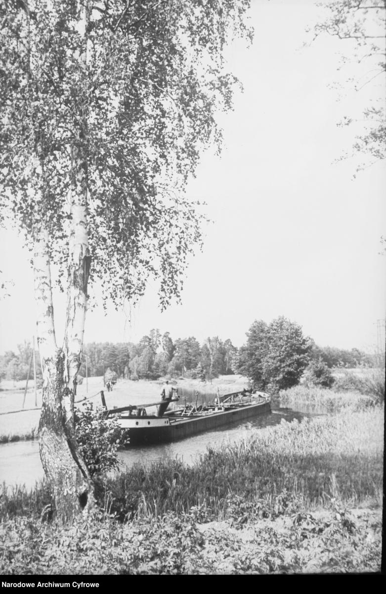 Zdjęcie w galerii na portalu naszraciborz.pl: Archiwalne przedwojenne zdjęcia Górnego Śląska. NAC próbuje ustalić, co pokazują [FOTO] wiadomości z regionu