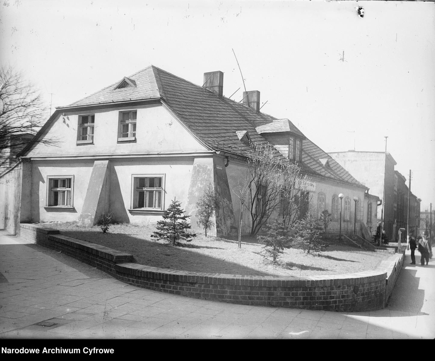 Zdjęcie w galerii na portalu naszraciborz.pl: Archiwalne przedwojenne zdjęcia Górnego Śląska. NAC próbuje ustalić, co pokazują [FOTO] wiadomości z regionu