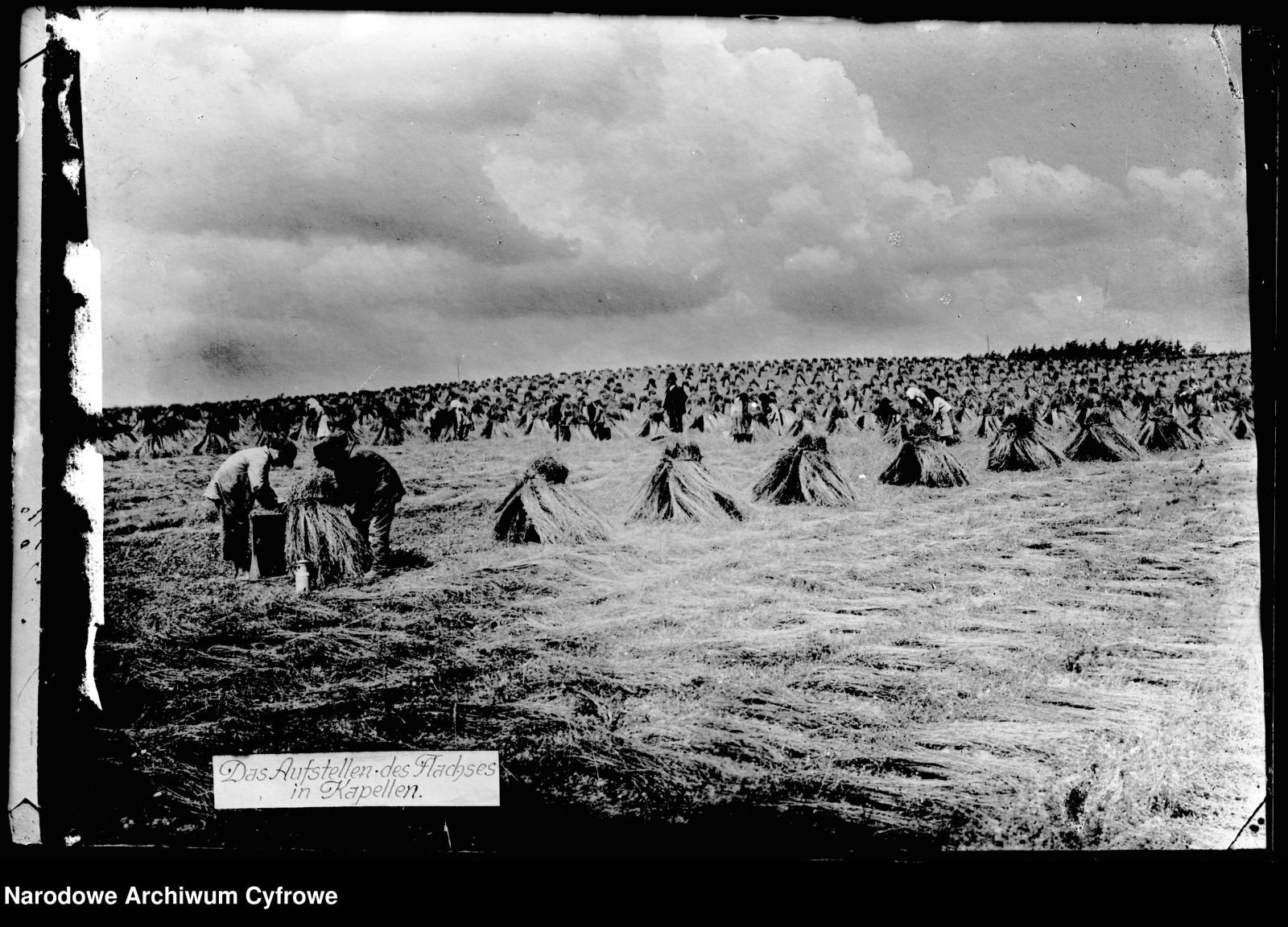 Zdjęcie w galerii na portalu naszraciborz.pl: Archiwalne przedwojenne zdjęcia Górnego Śląska. NAC próbuje ustalić, co pokazują [FOTO] wiadomości z regionu