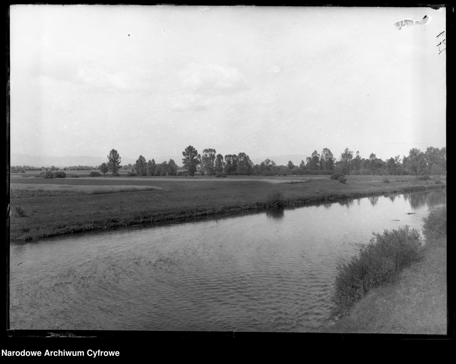 Zdjęcie w galerii na portalu naszraciborz.pl: Archiwalne przedwojenne zdjęcia Górnego Śląska. NAC próbuje ustalić, co pokazują [FOTO] wiadomości z regionu