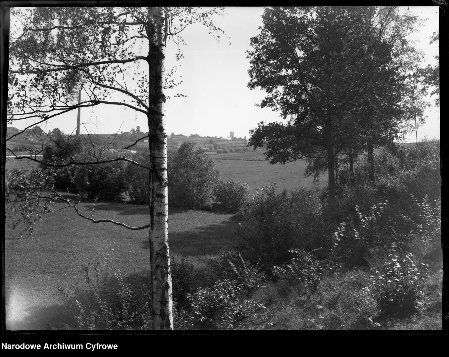 Zdjęcie w galerii na portalu naszraciborz.pl: Archiwalne przedwojenne zdjęcia Górnego Śląska. NAC próbuje ustalić, co pokazują [FOTO] wiadomości z regionu