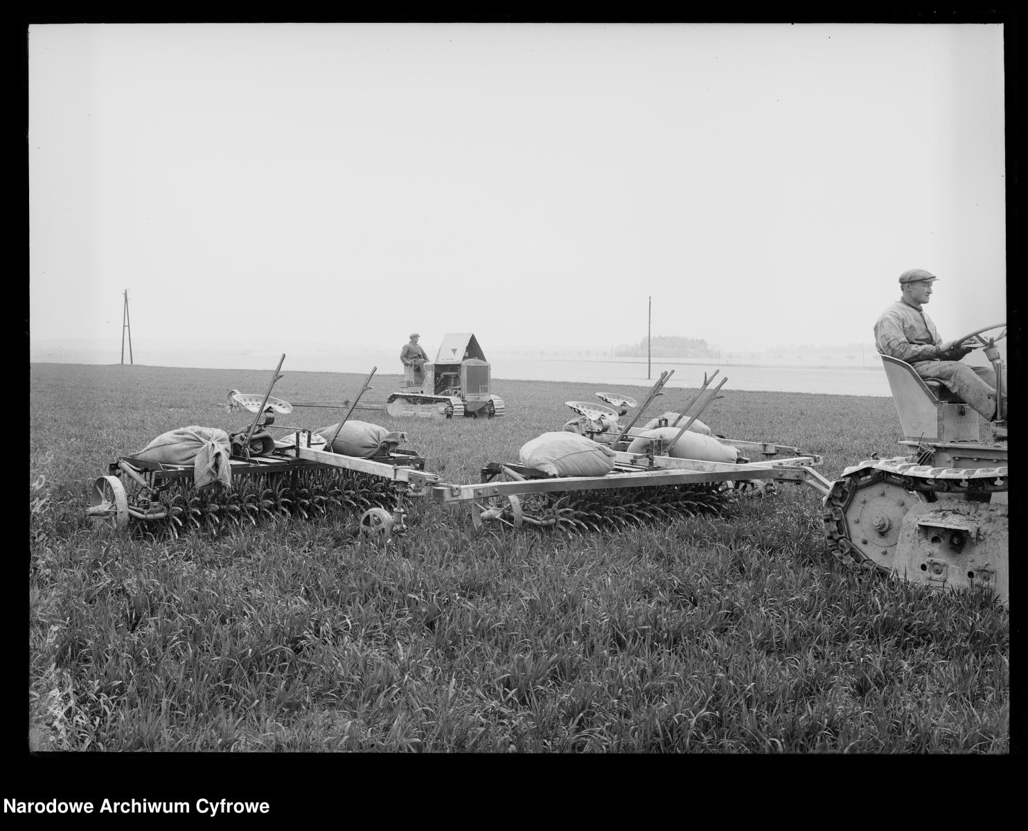 Zdjęcie w galerii na portalu naszraciborz.pl: Archiwalne przedwojenne zdjęcia Górnego Śląska. NAC próbuje ustalić, co pokazują [FOTO] wiadomości z regionu