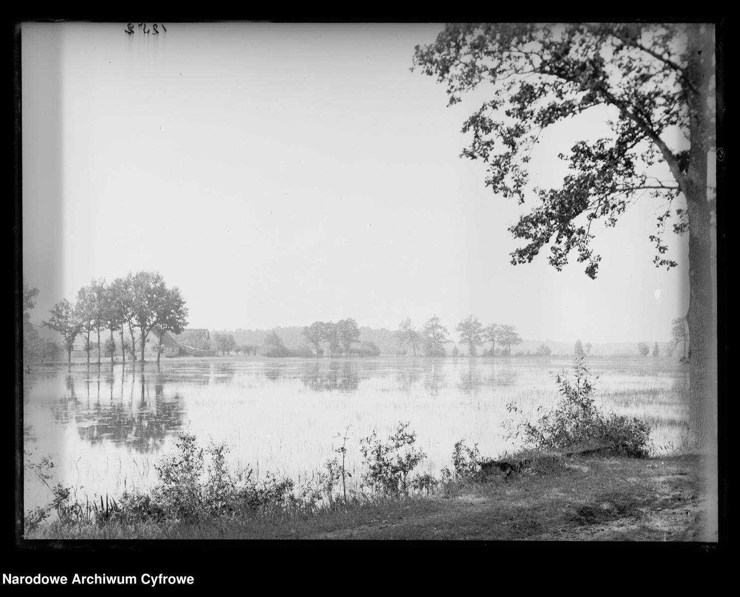Zdjęcie w galerii na portalu naszraciborz.pl: Archiwalne przedwojenne zdjęcia Górnego Śląska. NAC próbuje ustalić, co pokazują [FOTO] wiadomości z regionu
