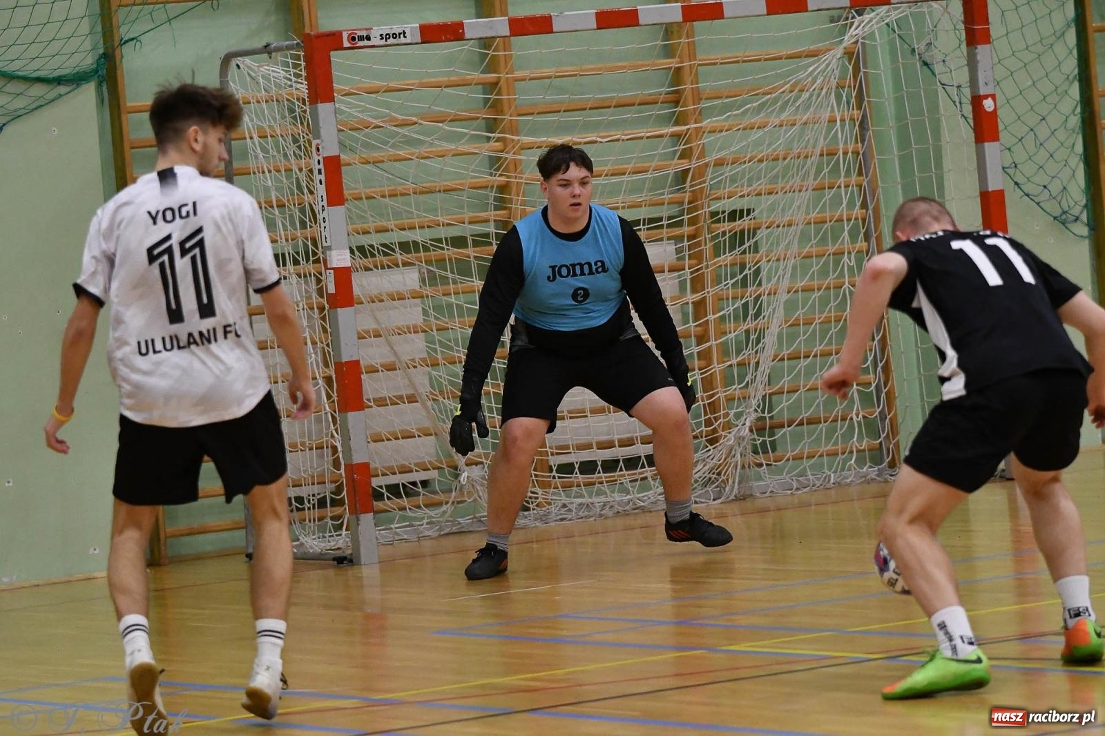 Zdjęcie w galerii na portalu naszraciborz.pl: Futsalowe emocje na zakończenie roku [FOTO] wiadomości z regionu