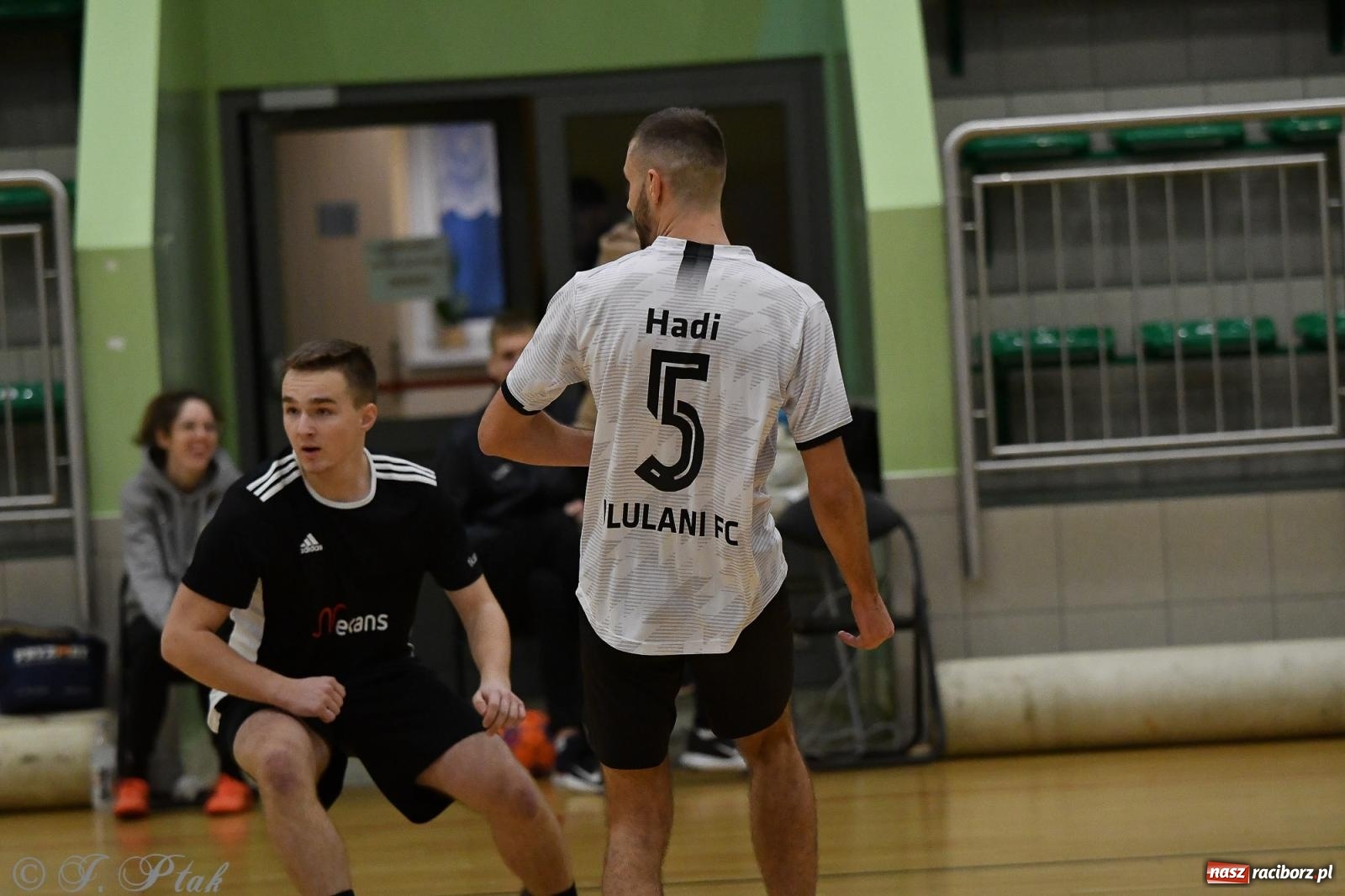 Zdjęcie w galerii na portalu naszraciborz.pl: Futsalowe emocje na zakończenie roku [FOTO] wiadomości z regionu