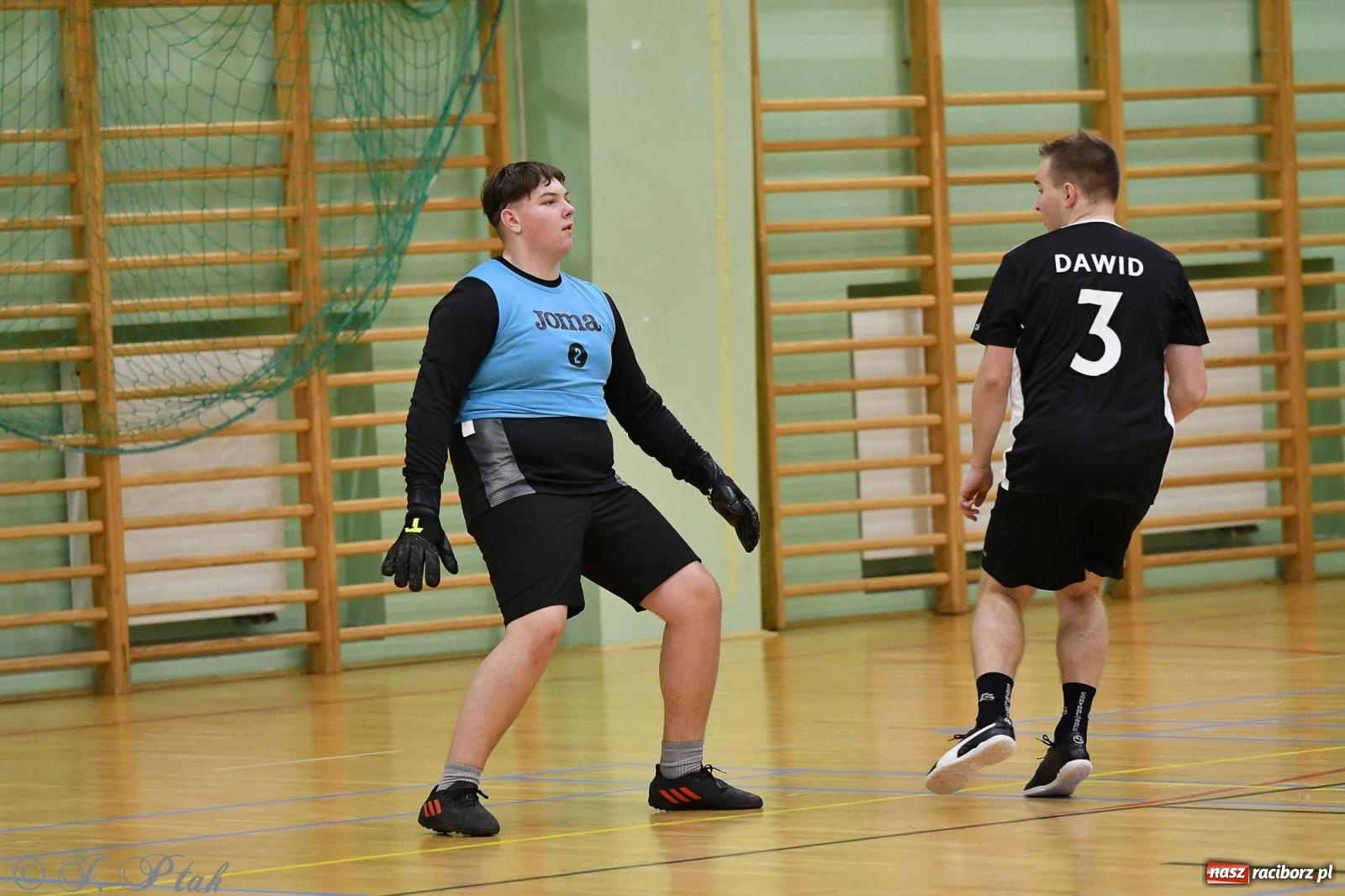 Zdjęcie w galerii na portalu naszraciborz.pl: Futsalowe emocje na zakończenie roku [FOTO] wiadomości z regionu