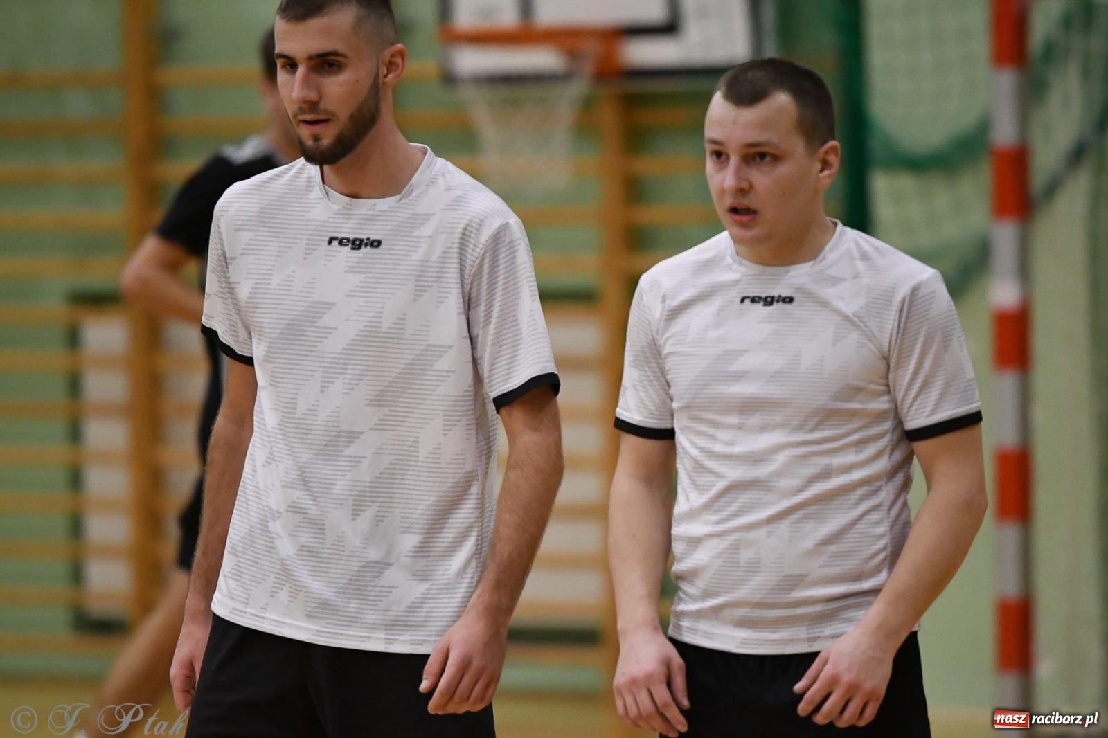 Zdjęcie w galerii na portalu naszraciborz.pl: Futsalowe emocje na zakończenie roku [FOTO] wiadomości z regionu