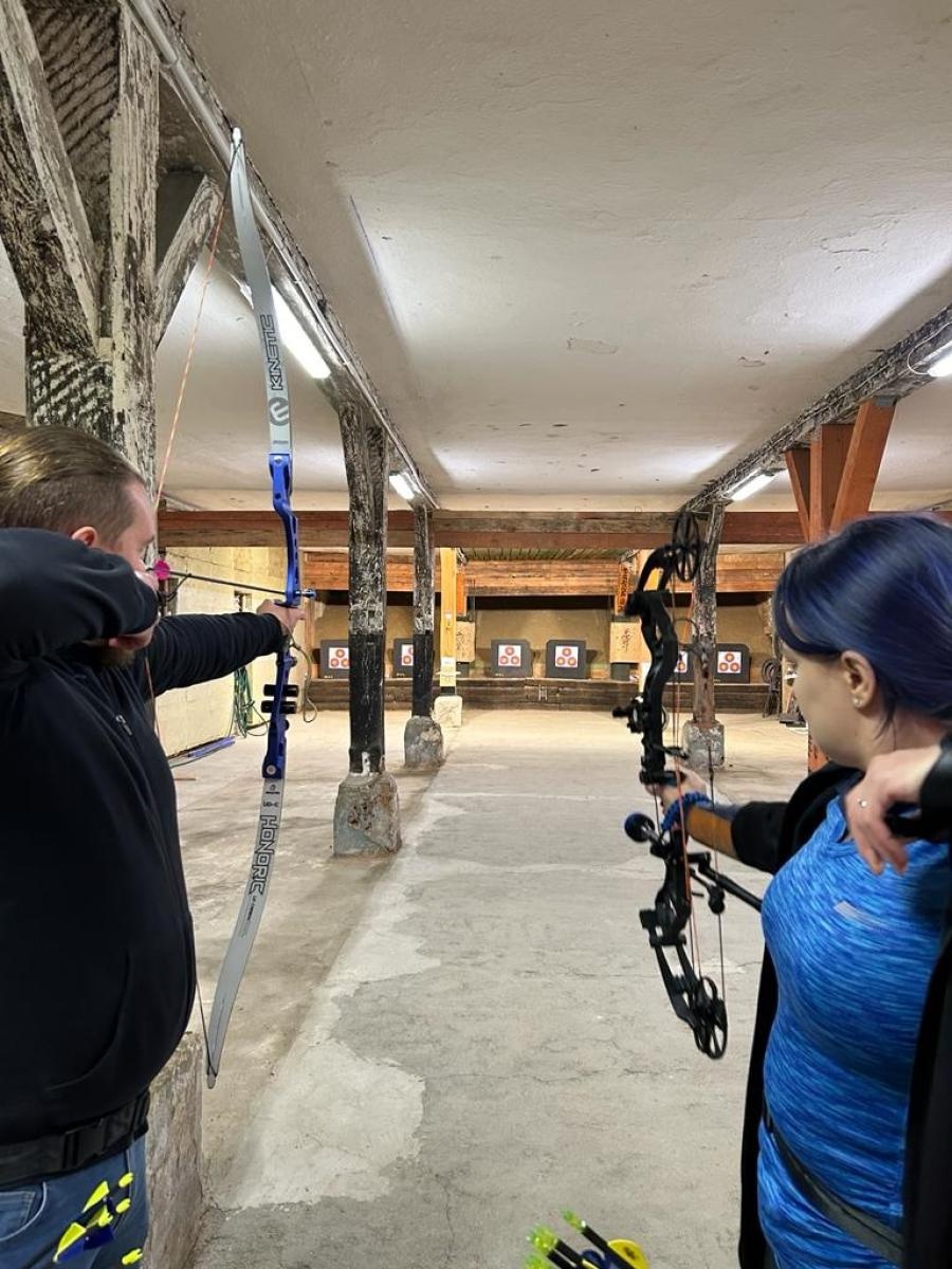 Zdjęcie w galerii na portalu naszraciborz.pl: W Sylwestra strzelam tylko z łuku. Zawody RSS wiadomości z regionu