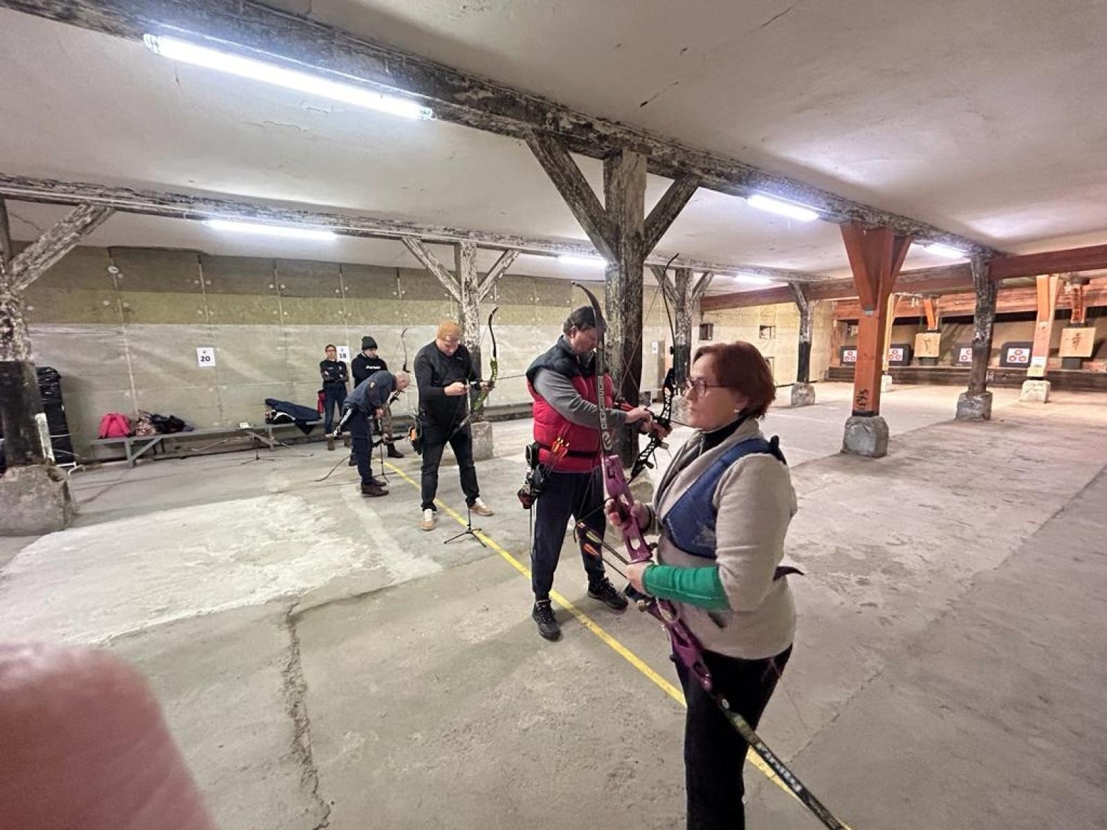 Zdjęcie w galerii na portalu naszraciborz.pl: W Sylwestra strzelam tylko z łuku. Zawody RSS wiadomości z regionu