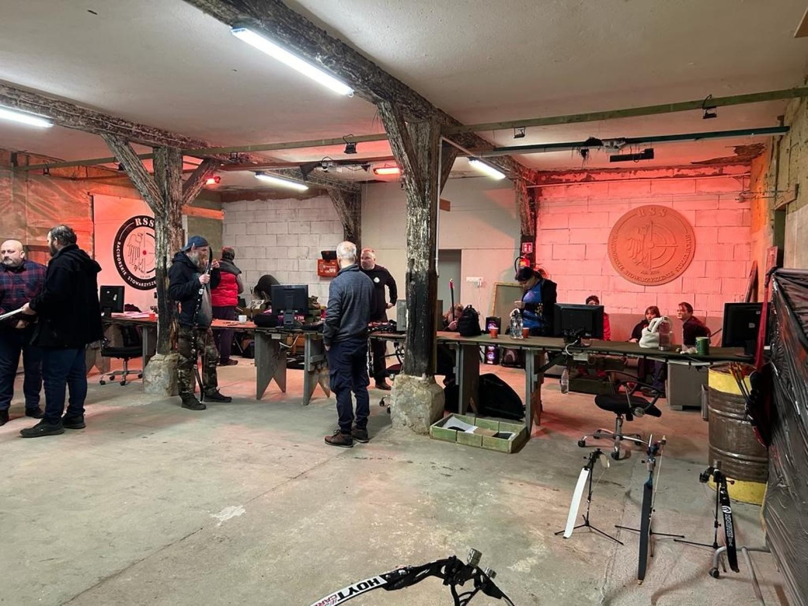 Zdjęcie w galerii na portalu naszraciborz.pl: W Sylwestra strzelam tylko z łuku. Zawody RSS wiadomości z regionu