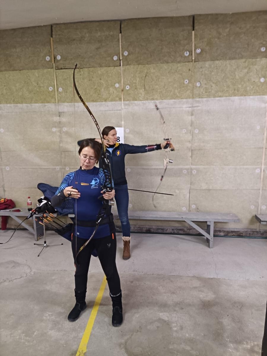 Zdjęcie w galerii na portalu naszraciborz.pl: W Sylwestra strzelam tylko z łuku. Zawody RSS wiadomości z regionu