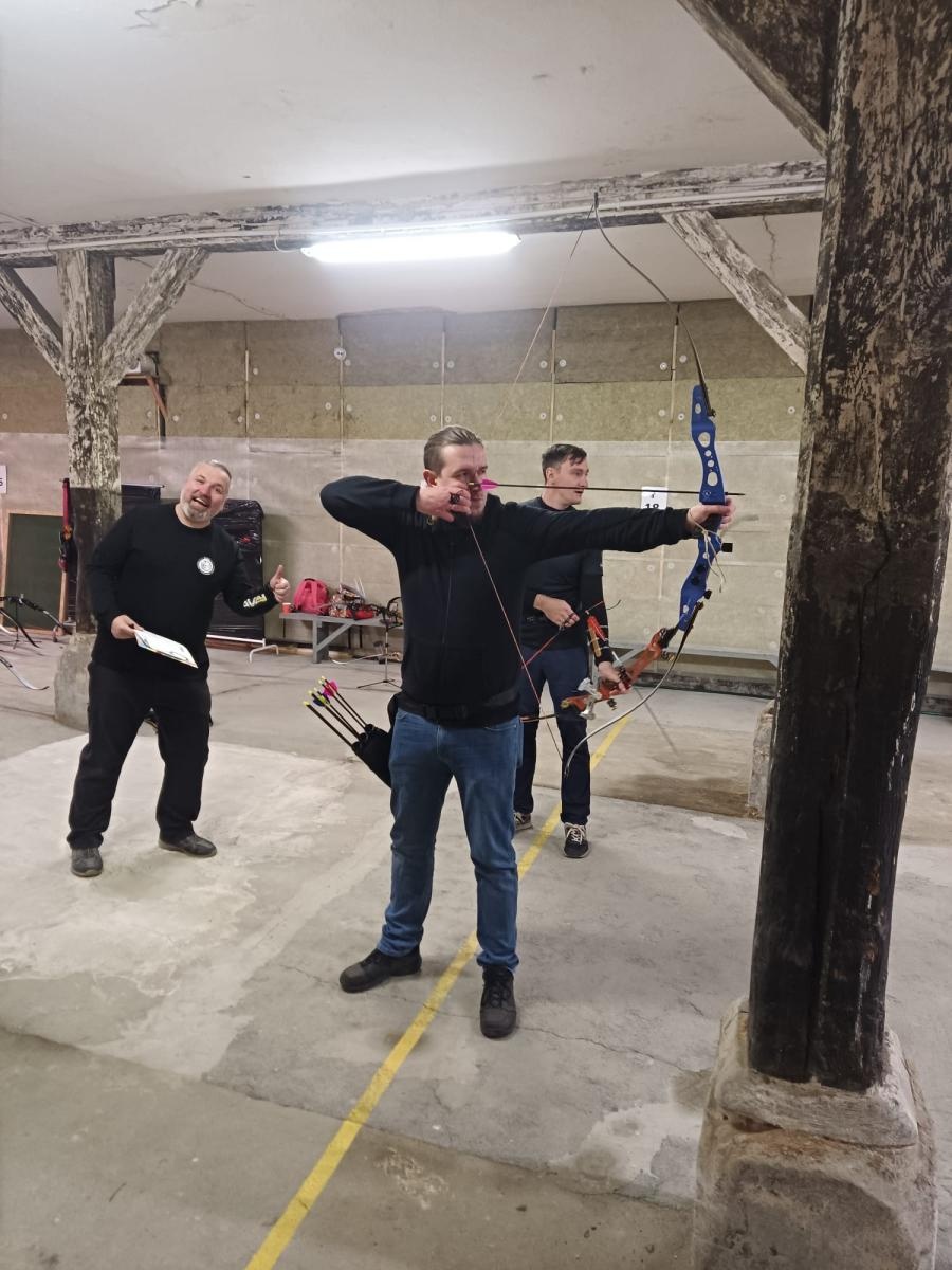 Zdjęcie w galerii na portalu naszraciborz.pl: W Sylwestra strzelam tylko z łuku. Zawody RSS wiadomości z regionu