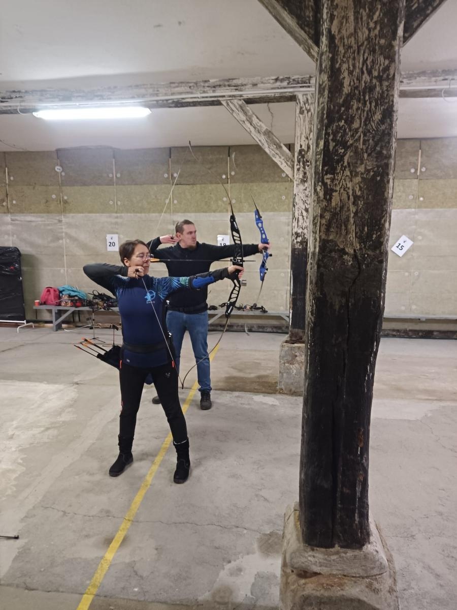 Zdjęcie w galerii na portalu naszraciborz.pl: W Sylwestra strzelam tylko z łuku. Zawody RSS wiadomości z regionu