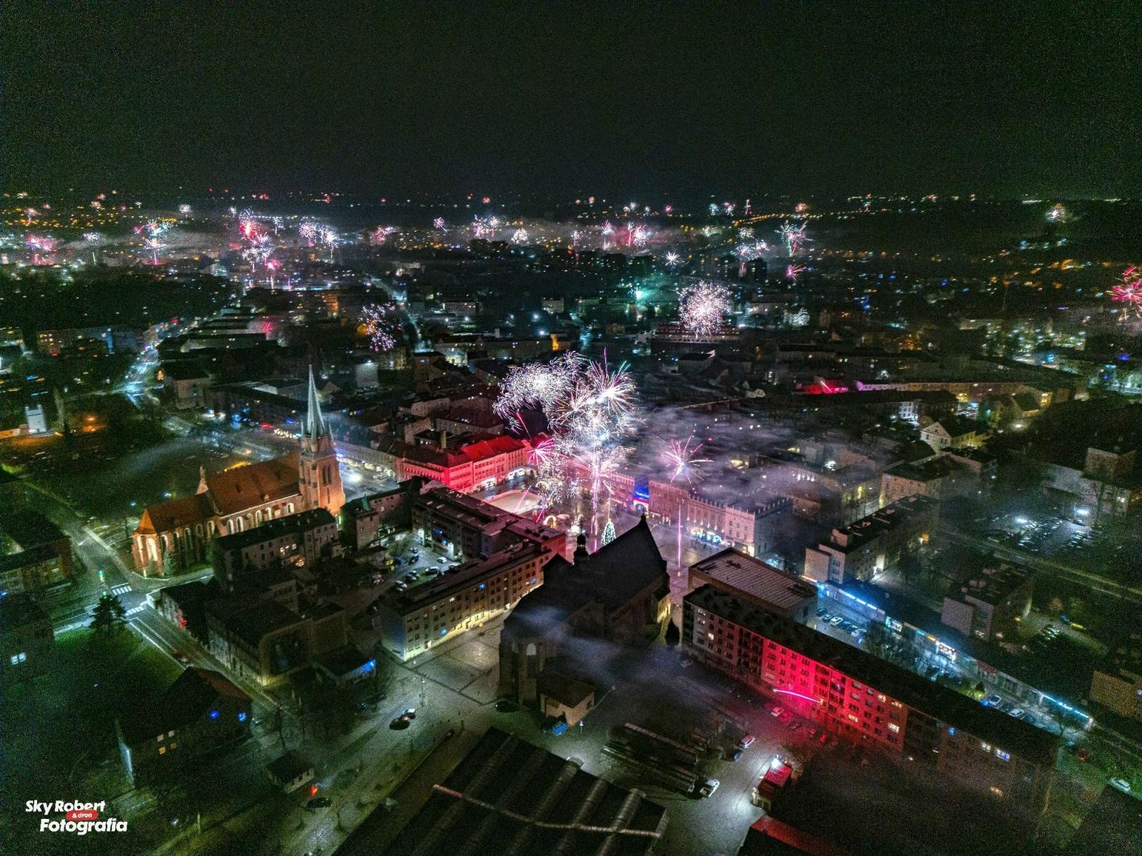 Zdjęcie w galerii na portalu naszraciborz.pl: Powitanie nowego roku w Raciborzu. Wszystko, co musicie o nim wiedzieć [FOTO i WIDEO] wiadomości z regionu