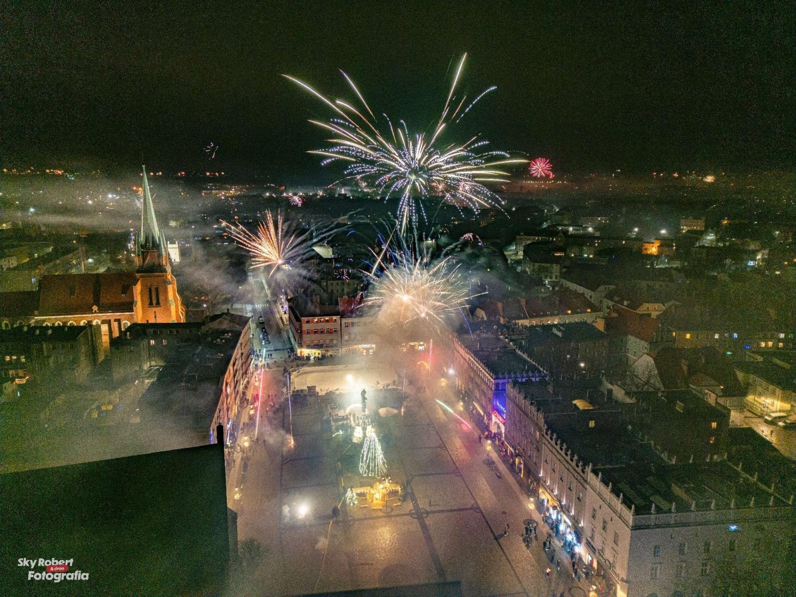 Zdjęcie w galerii na portalu naszraciborz.pl: Powitanie nowego roku w Raciborzu. Wszystko, co musicie o nim wiedzieć [FOTO i WIDEO] wiadomości z regionu