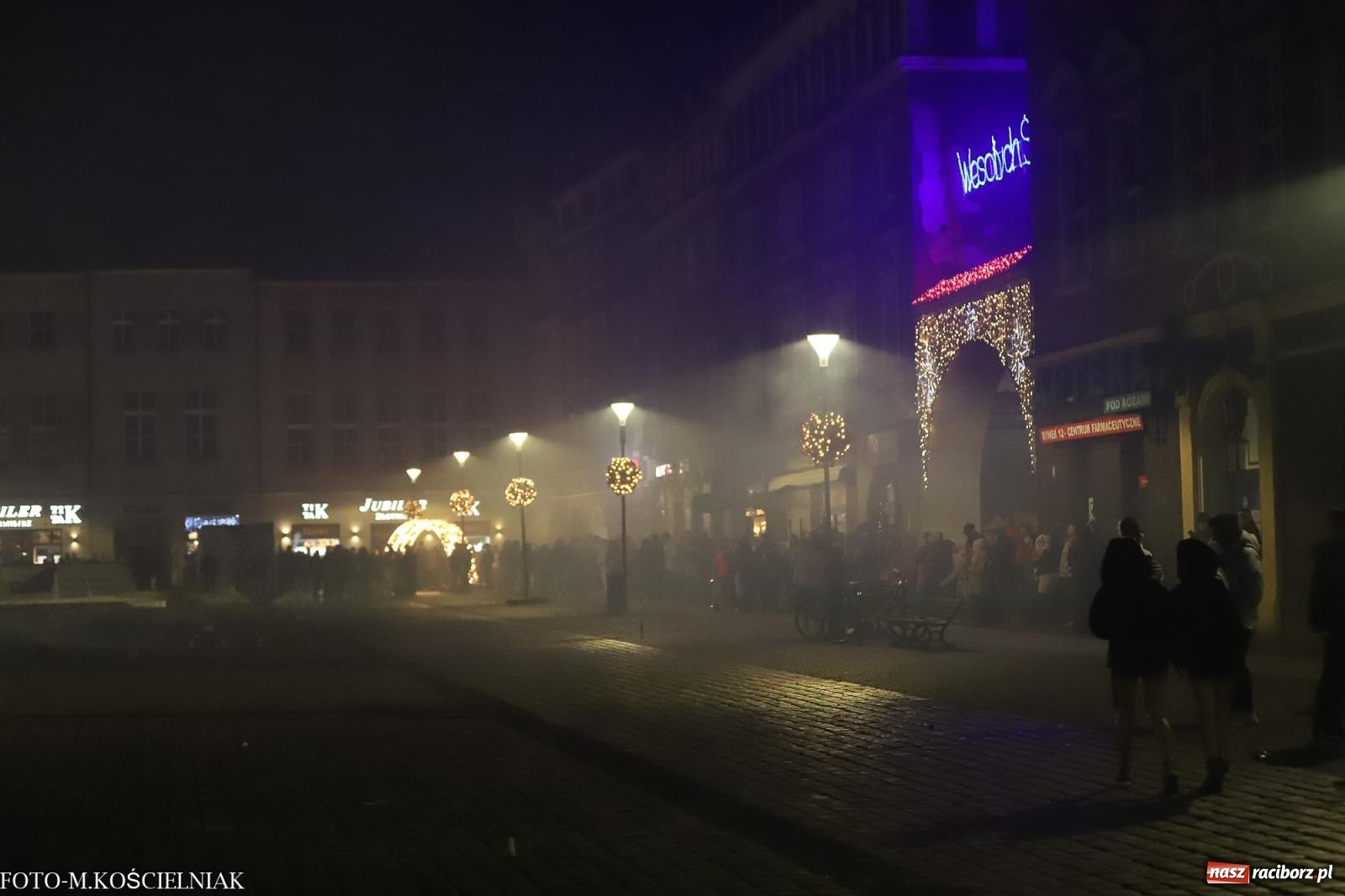 Zdjęcie w galerii na portalu naszraciborz.pl: Sylwestrowe migawki z Raciborza [FOTO i WIDEO] wiadomości z regionu