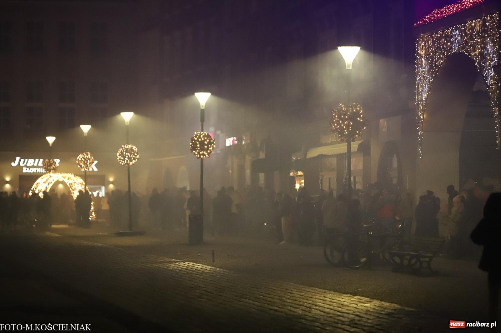 Zdjęcie w galerii na portalu naszraciborz.pl: Sylwestrowe migawki z Raciborza [FOTO i WIDEO] wiadomości z regionu