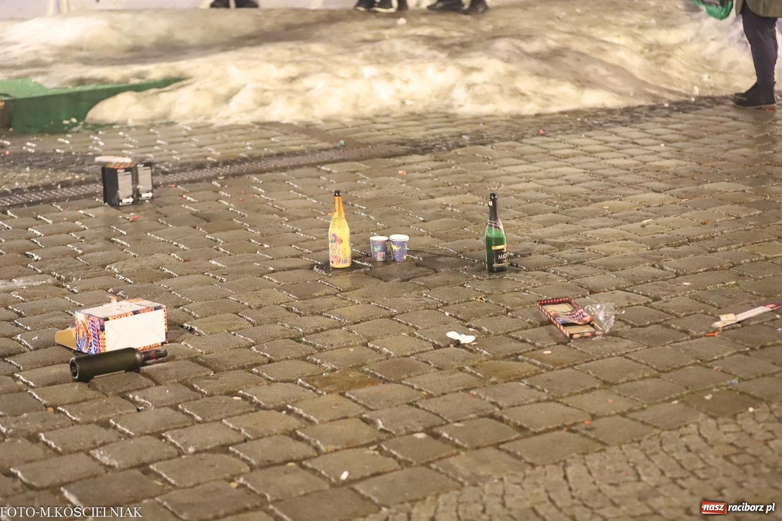 Zdjęcie w galerii na portalu naszraciborz.pl: Sylwestrowe migawki z Raciborza [FOTO i WIDEO] wiadomości z regionu