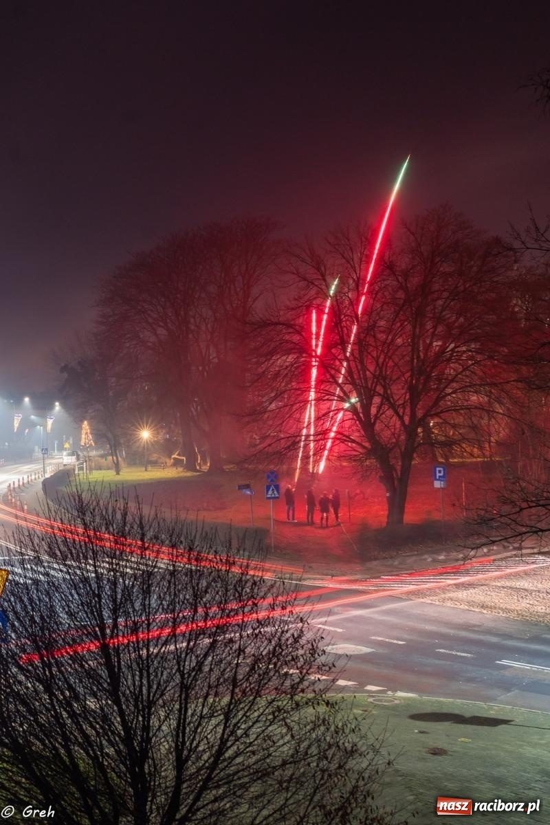 Zdjęcie w galerii na portalu naszraciborz.pl: Sylwestrowe migawki z Raciborza [FOTO i WIDEO] wiadomości z regionu