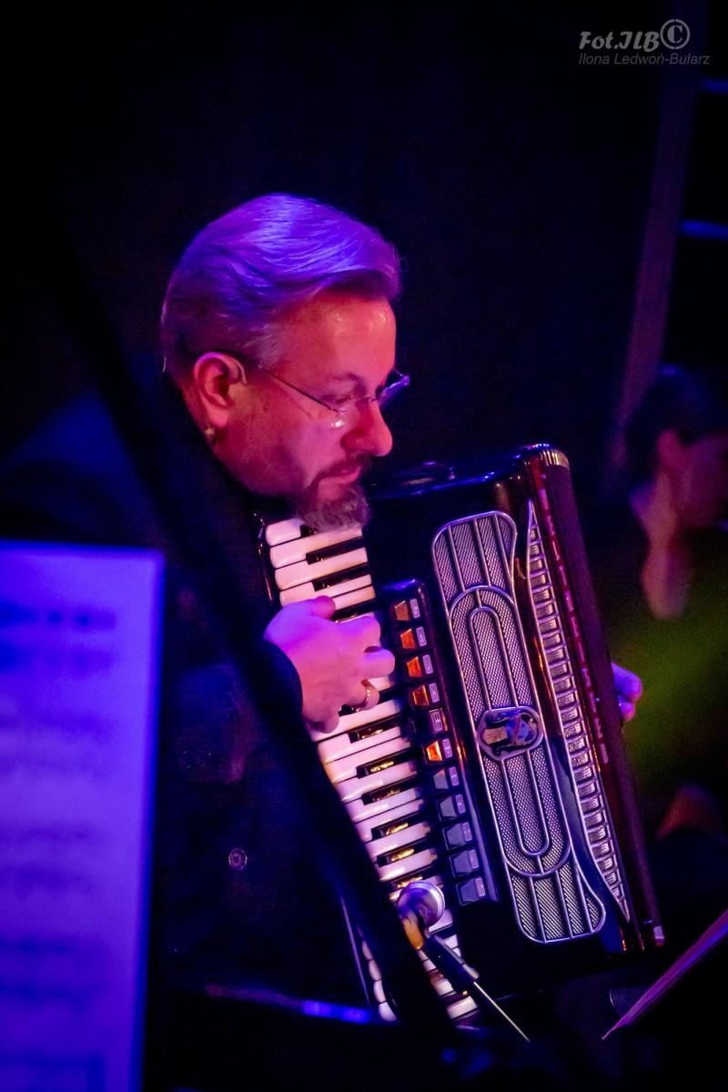 Zdjęcie w galerii na portalu naszraciborz.pl: Sylwesterowa noc w Raciborskim Centrum Kultury na bis! [FOTO] wiadomości z regionu