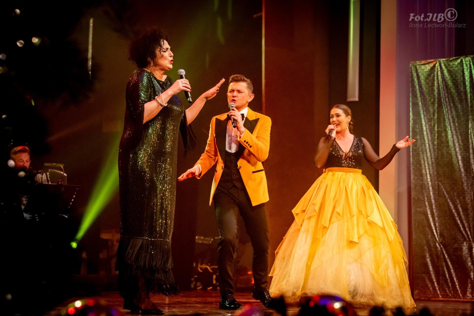 Zdjęcie w galerii na portalu naszraciborz.pl: Sylwesterowa noc w Raciborskim Centrum Kultury na bis! [FOTO] wiadomości z regionu