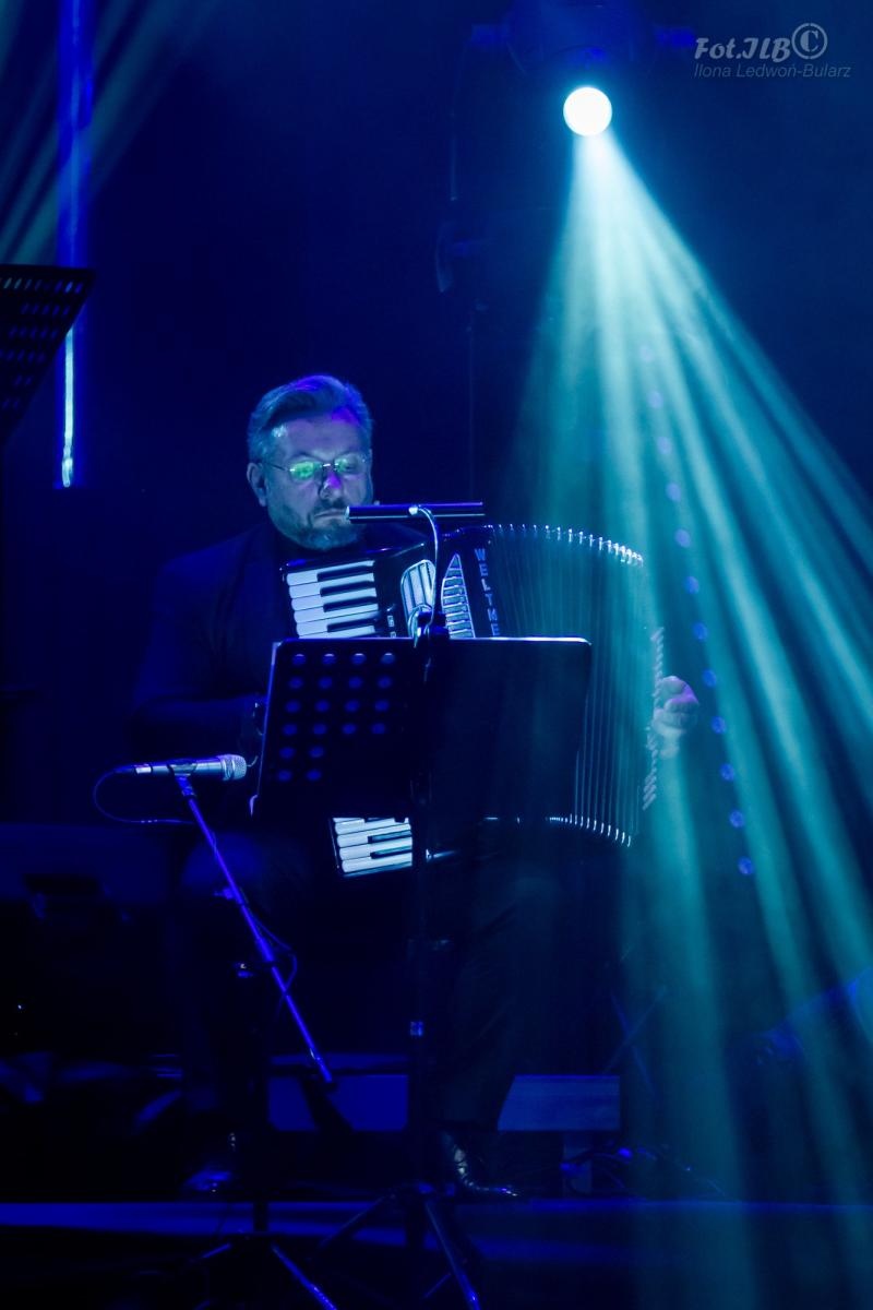 Zdjęcie w galerii na portalu naszraciborz.pl: Sylwesterowa noc w Raciborskim Centrum Kultury na bis! [FOTO] wiadomości z regionu