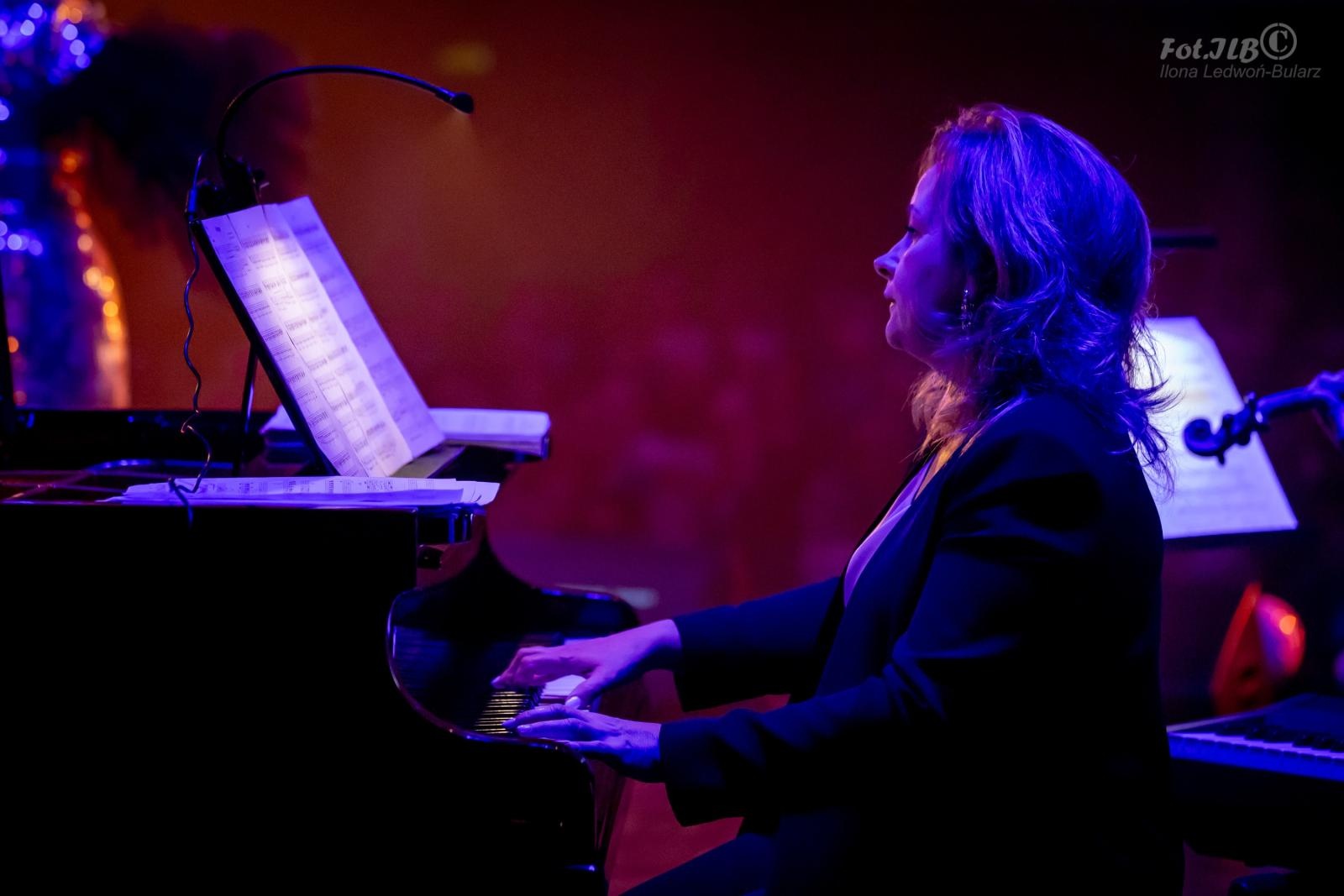 Zdjęcie w galerii na portalu naszraciborz.pl: Sylwesterowa noc w Raciborskim Centrum Kultury na bis! [FOTO] wiadomości z regionu