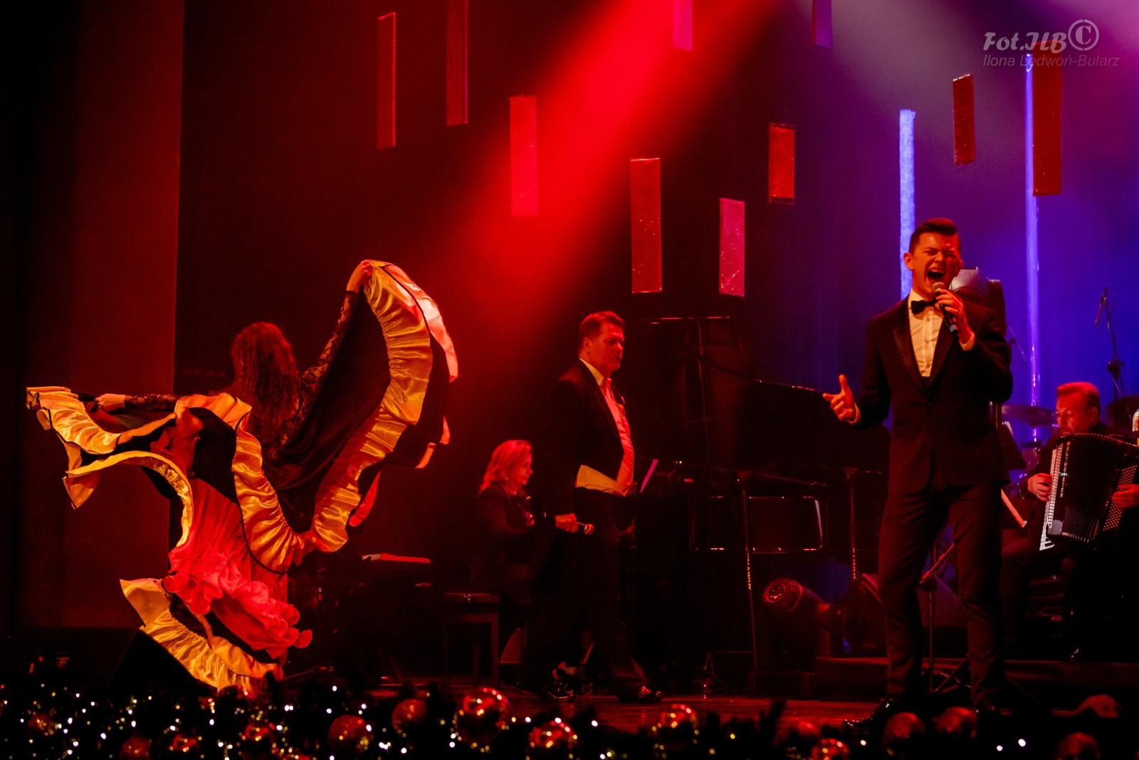 Zdjęcie w galerii na portalu naszraciborz.pl: Sylwesterowa noc w Raciborskim Centrum Kultury na bis! [FOTO] wiadomości z regionu