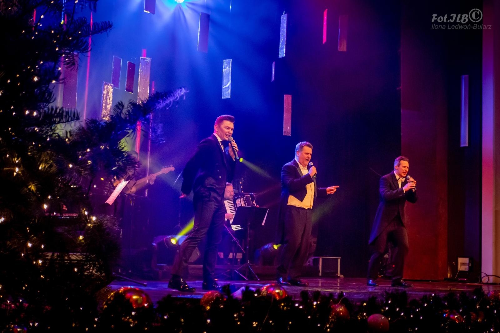 Zdjęcie w galerii na portalu naszraciborz.pl: Sylwesterowa noc w Raciborskim Centrum Kultury na bis! [FOTO] wiadomości z regionu