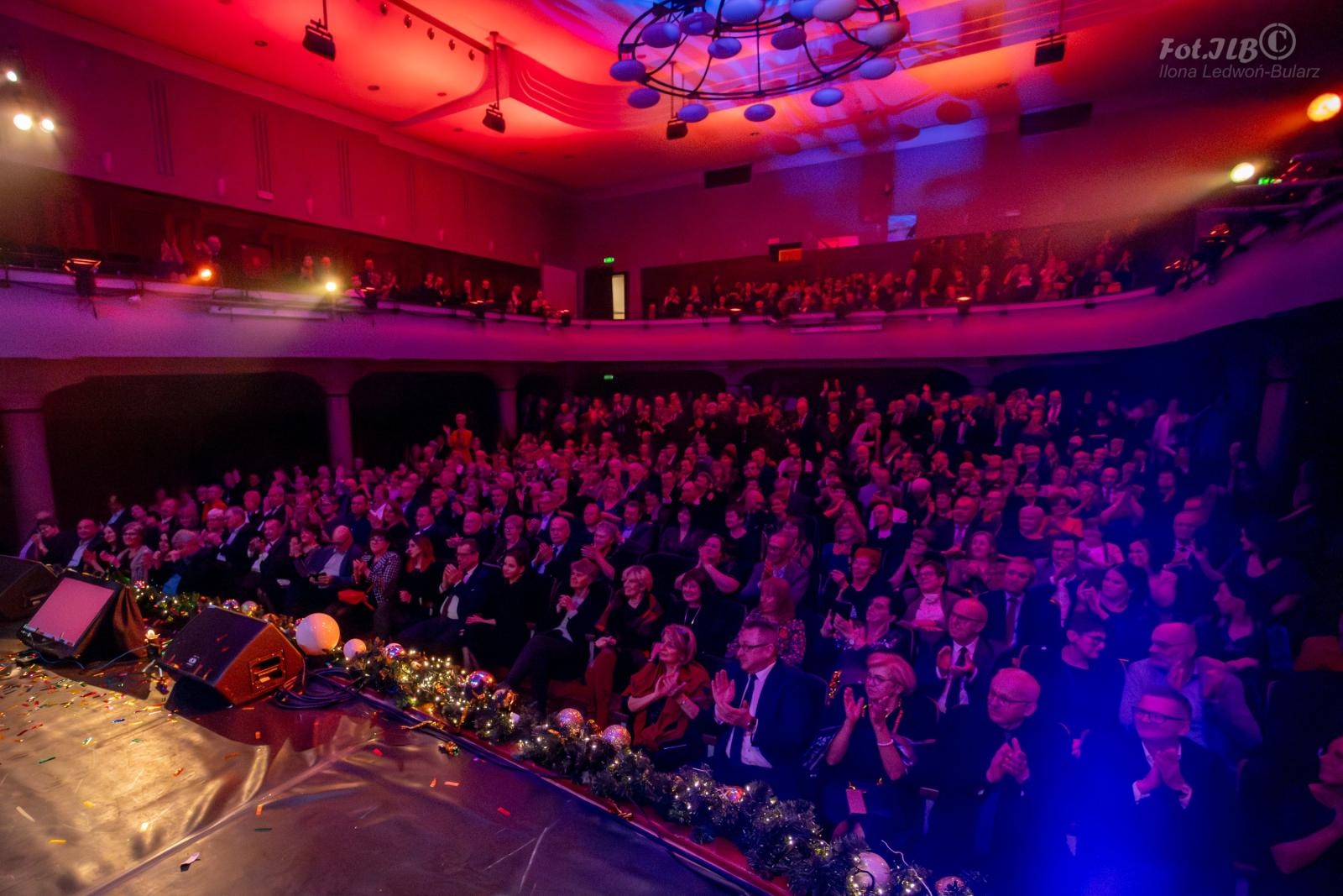 Zdjęcie w galerii na portalu naszraciborz.pl: Sylwesterowa noc w Raciborskim Centrum Kultury na bis! [FOTO] wiadomości z regionu