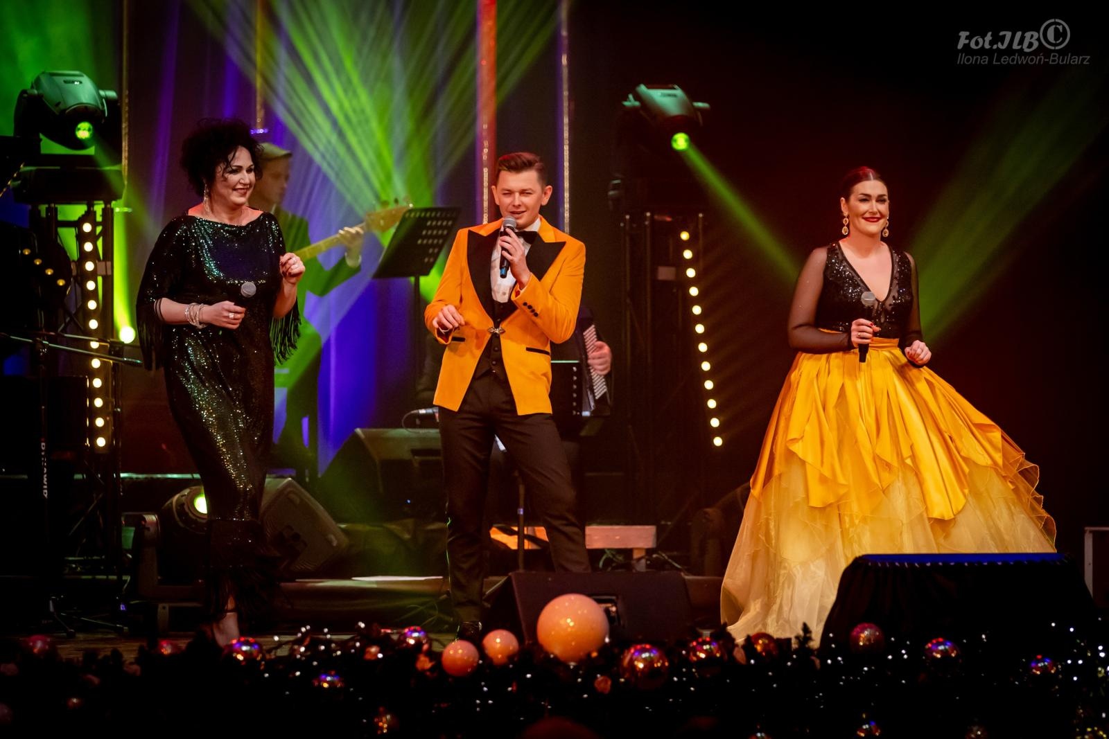 Zdjęcie w galerii na portalu naszraciborz.pl: Sylwesterowa noc w Raciborskim Centrum Kultury na bis! [FOTO] wiadomości z regionu