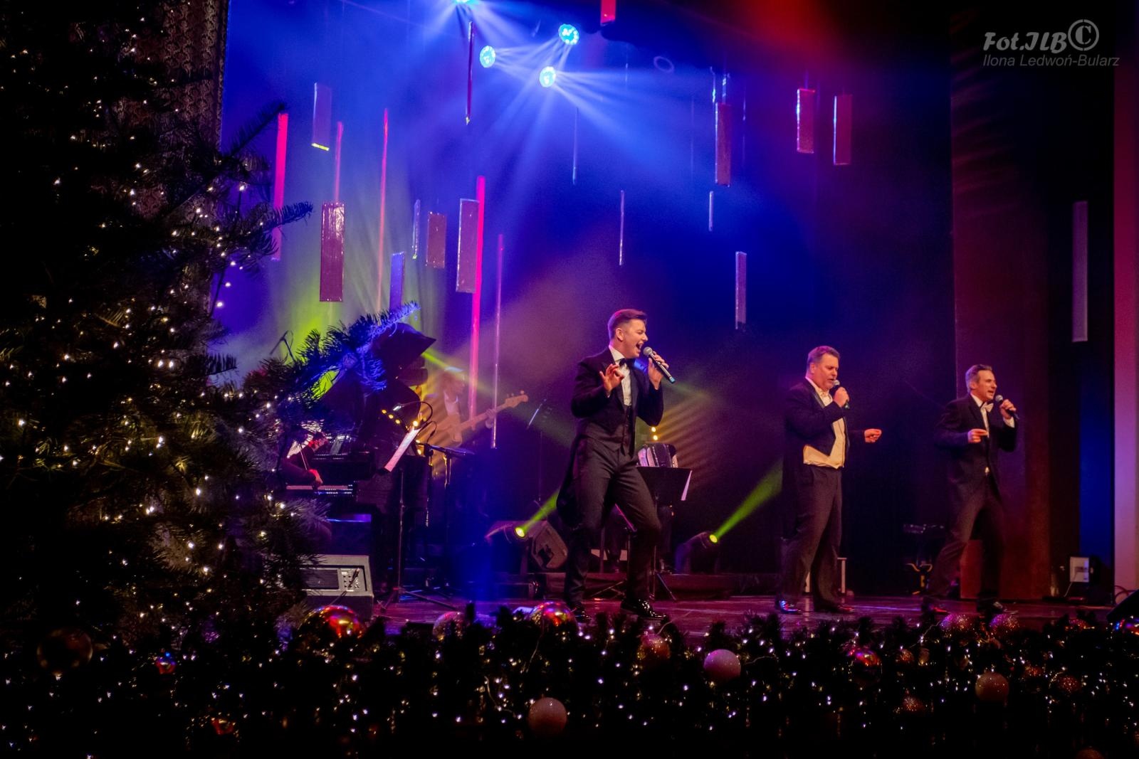 Zdjęcie w galerii na portalu naszraciborz.pl: Sylwesterowa noc w Raciborskim Centrum Kultury na bis! [FOTO] wiadomości z regionu