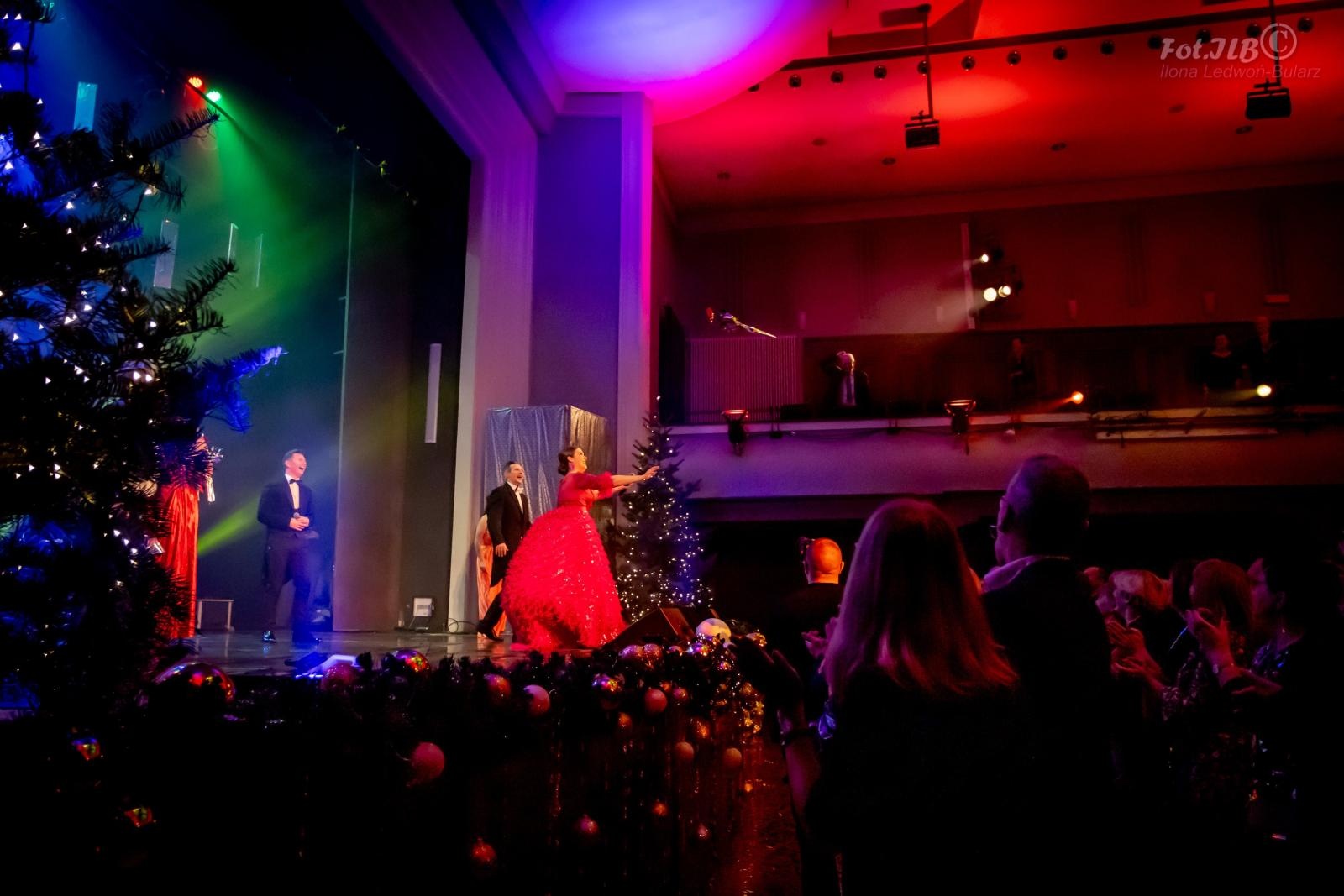 Zdjęcie w galerii na portalu naszraciborz.pl: Sylwesterowa noc w Raciborskim Centrum Kultury na bis! [FOTO] wiadomości z regionu