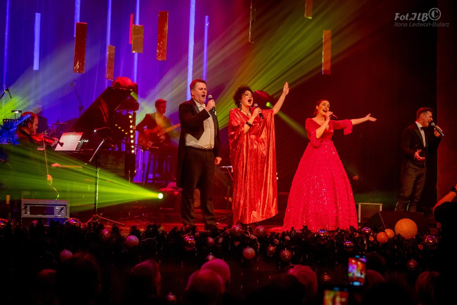 Zdjęcie w galerii na portalu naszraciborz.pl: Sylwesterowa noc w Raciborskim Centrum Kultury na bis! [FOTO] wiadomości z regionu