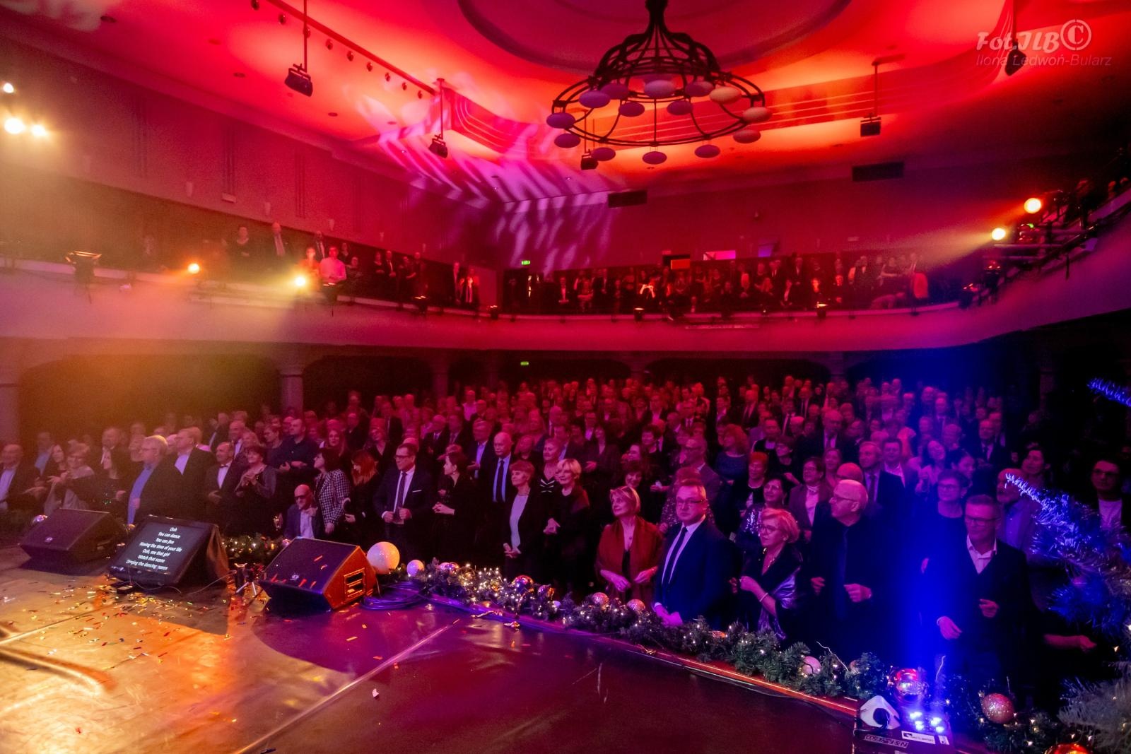 Zdjęcie w galerii na portalu naszraciborz.pl: Sylwesterowa noc w Raciborskim Centrum Kultury na bis! [FOTO] wiadomości z regionu