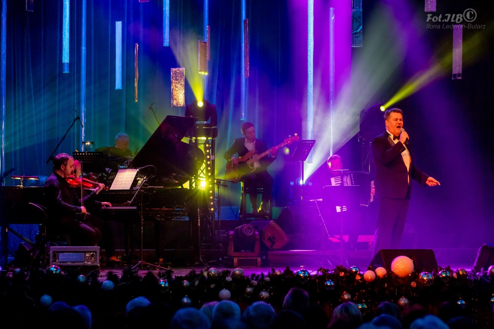 Zdjęcie w galerii na portalu naszraciborz.pl: Sylwesterowa noc w Raciborskim Centrum Kultury na bis! [FOTO] wiadomości z regionu