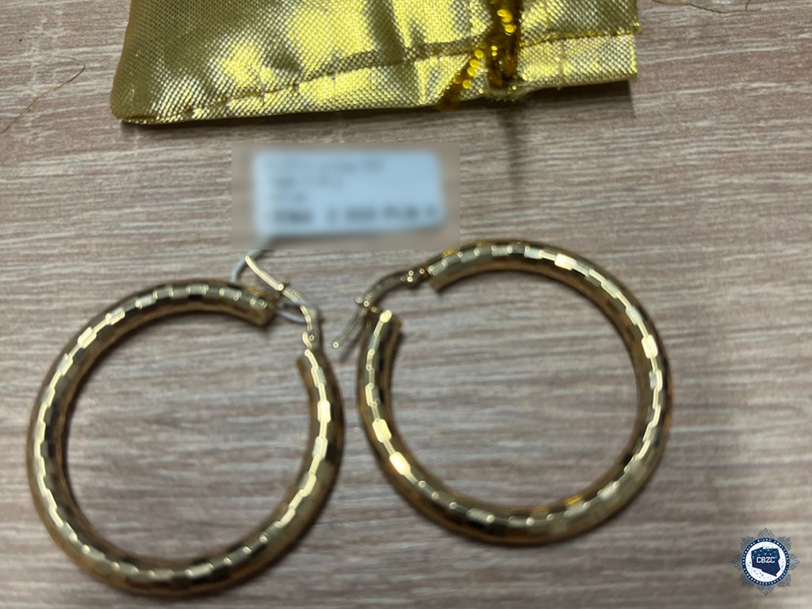 Zdjęcie w galerii na portalu naszraciborz.pl: Śląska policja rozbiła szajkę oszustów internetowych. Bazowali na danych z darknetu wiadomości z regionu