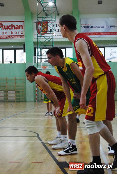 Zdjęcie w galerii na portalu naszraciborz.pl:  Koszykarska liga nabiera rumieńców wiadomości z regionu