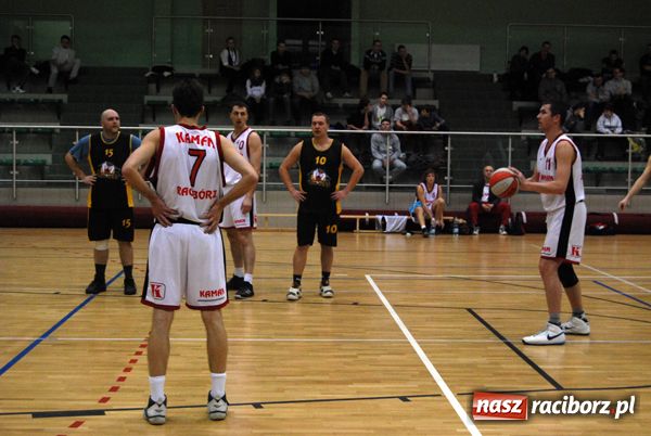 Zdjęcie w galerii na portalu naszraciborz.pl:  Koszykarska liga nabiera rumieńców wiadomości z regionu