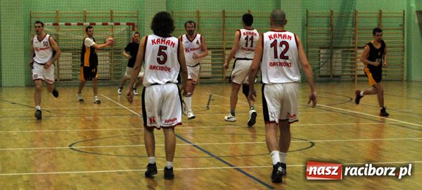 Zdjęcie w galerii na portalu naszraciborz.pl:  Koszykarska liga nabiera rumieńców wiadomości z regionu