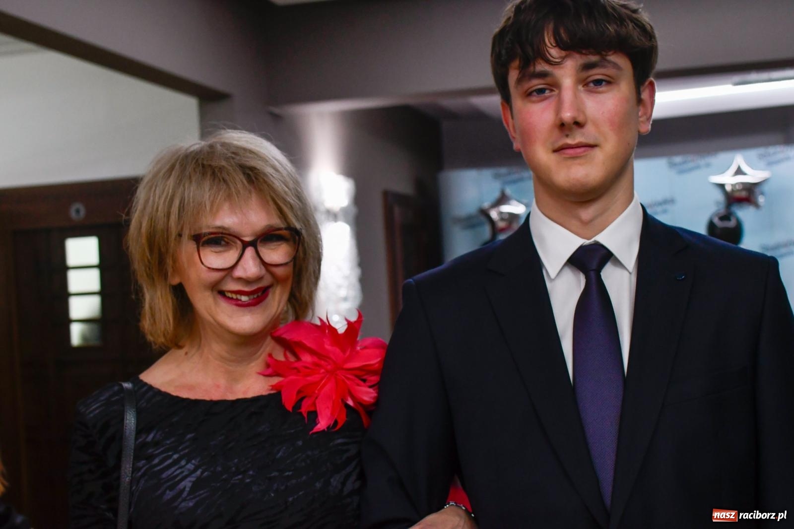 Zdjęcie w galerii na portalu naszraciborz.pl: W ZSOMS studniówka i Abraham [FOTO i WIDEO] wiadomości z regionu