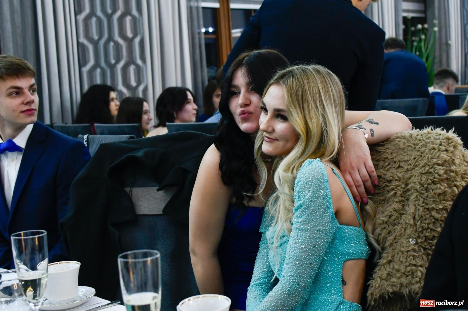 Zdjęcie w galerii na portalu naszraciborz.pl: W ZSOMS studniówka i Abraham [FOTO i WIDEO] wiadomości z regionu