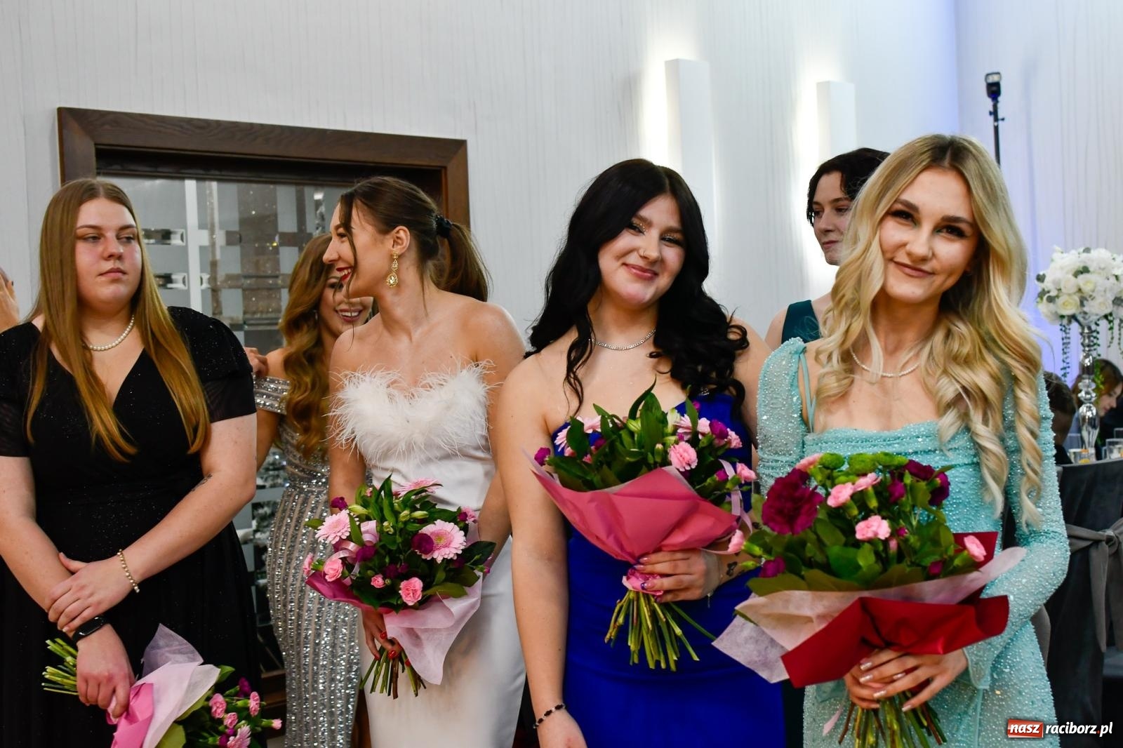 Zdjęcie w galerii na portalu naszraciborz.pl: W ZSOMS studniówka i Abraham [FOTO i WIDEO] wiadomości z regionu