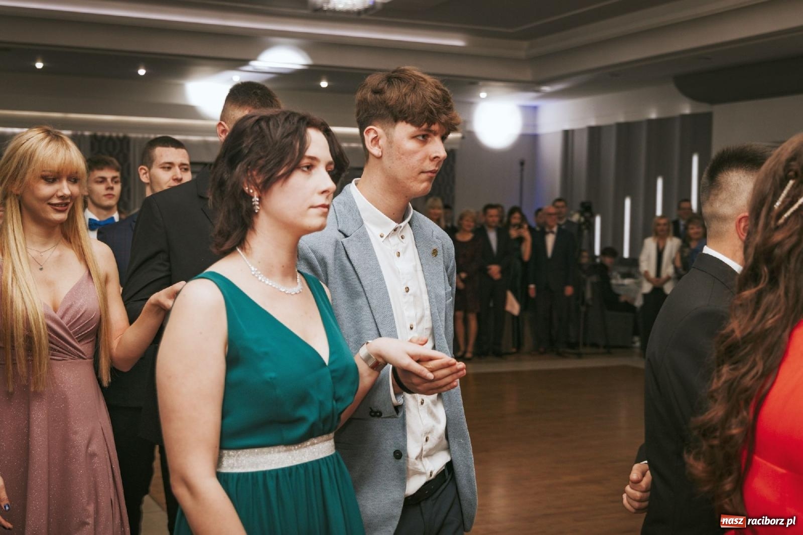 Zdjęcie w galerii na portalu naszraciborz.pl: W ZSOMS studniówka i Abraham [FOTO i WIDEO] wiadomości z regionu